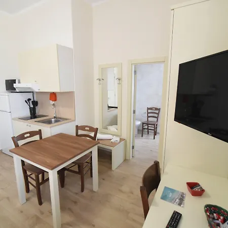 Fra'imari Pensionat Gallipolli